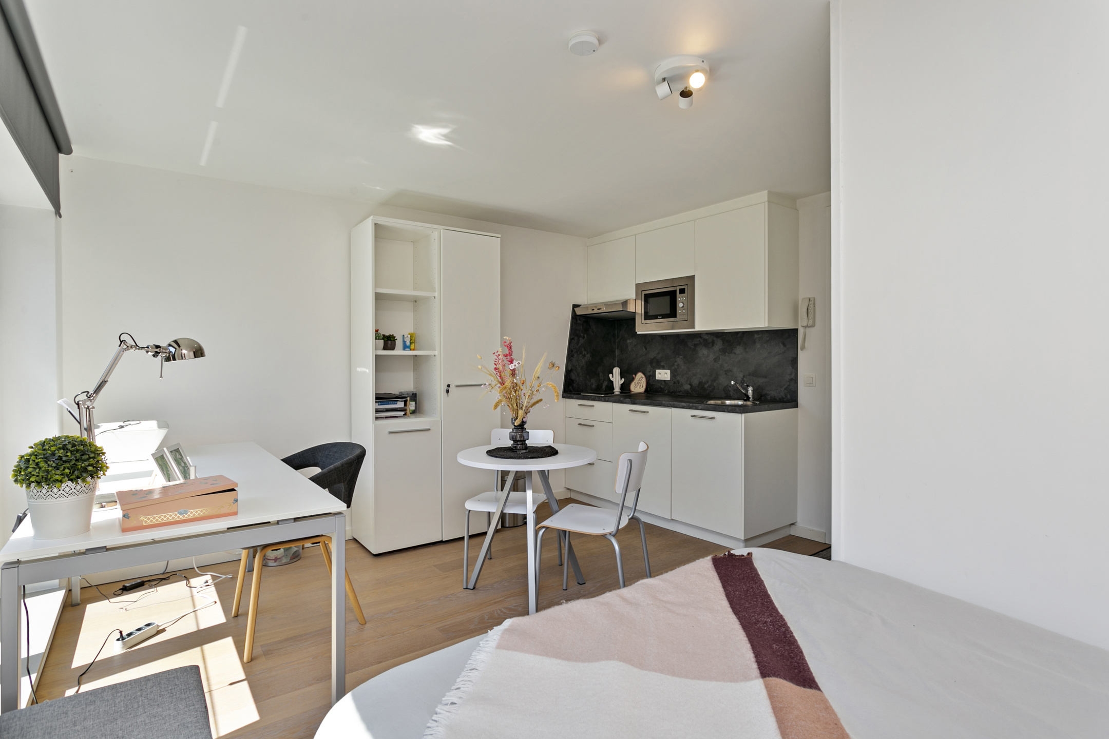 Lichtrijke, rustige studio  - foto 3