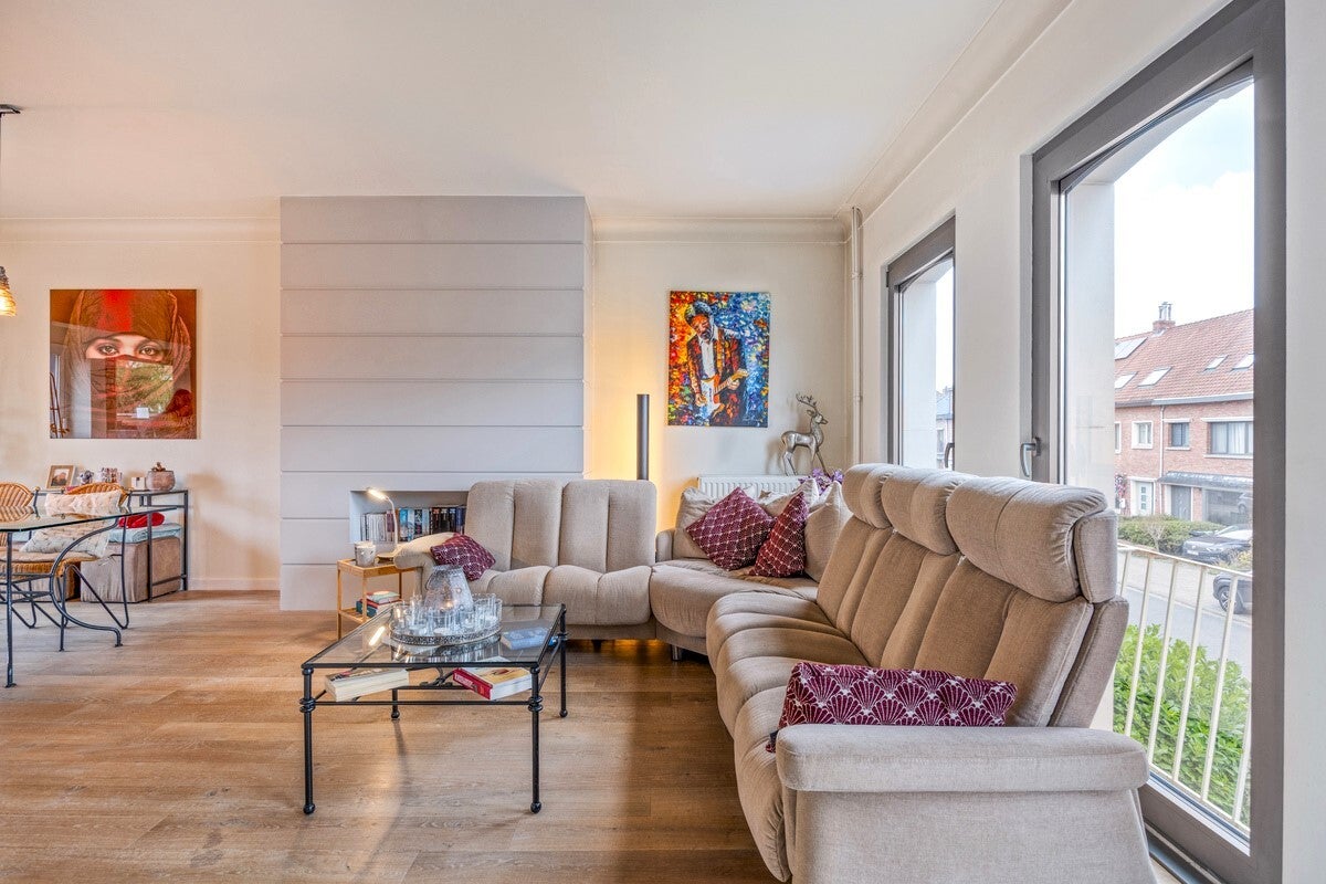 Instapklare woning met 3/4 slaapkamers, garage en tuin in rustige woonwijk - foto 4