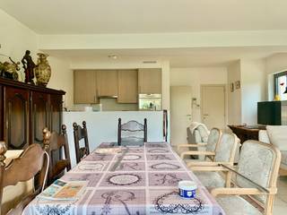 Gelijkvloers appartement met twee slaapkamers en tuin, autostaanplaats en berging op een rustige ligging in Zevendonk • Lift aanwezig...