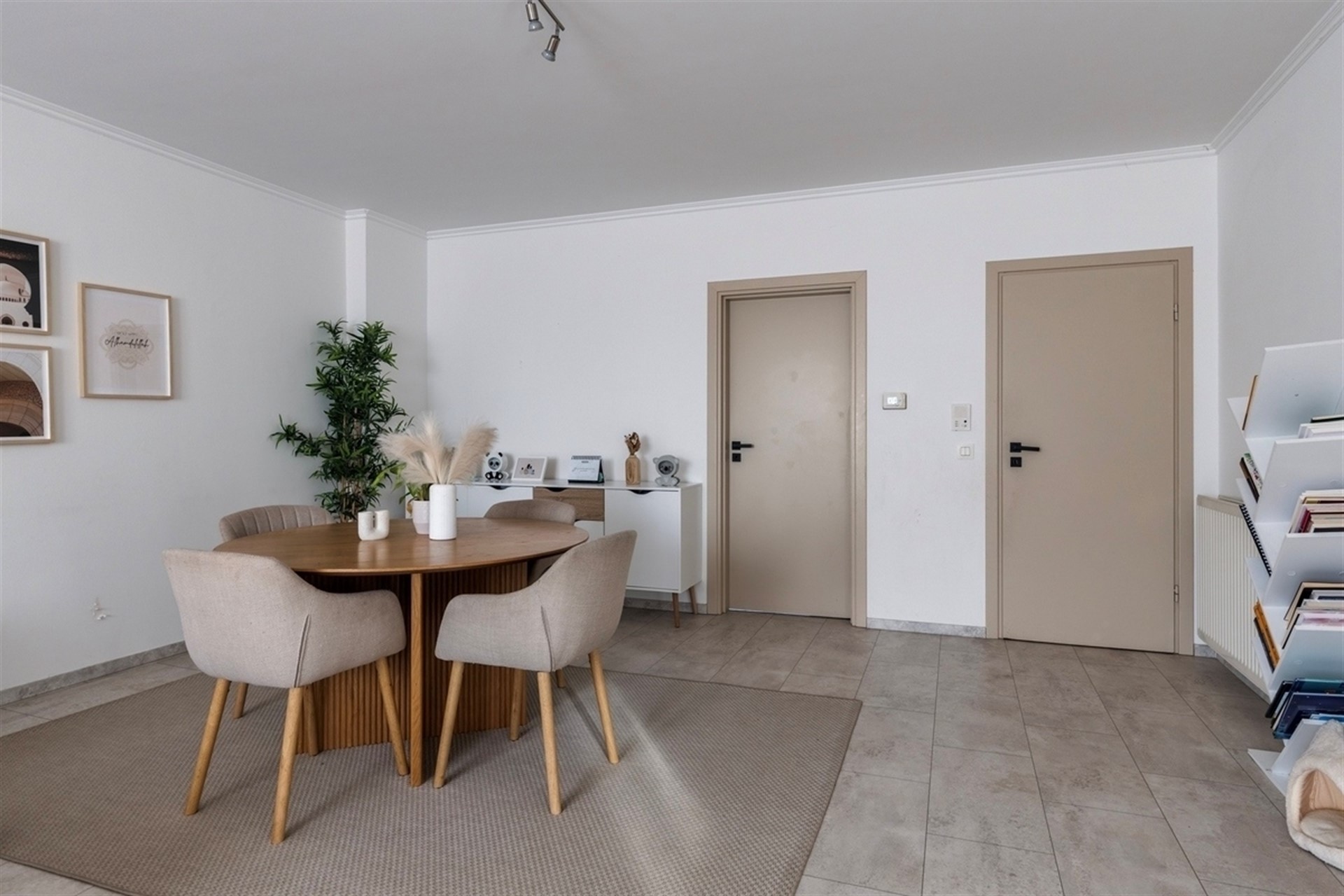 Ruim duplexappartement met 3 slaapkamers - foto 1