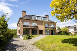 Laatste appartement in de residentie!Dit appartement APP 4 (bouwjaar 1980) in Schendelbeke (deelgemeente van Geraardsbergen) bevindt zich op de...