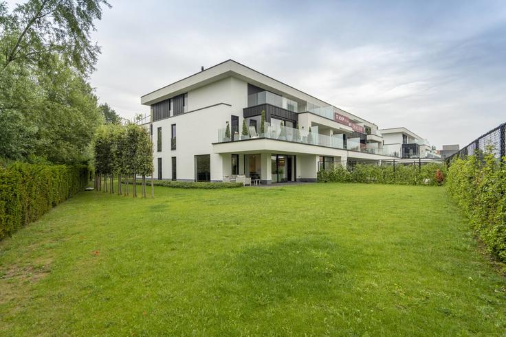 Luxeappartement met 2 slaapkamers te huur in Waregem - foto 2