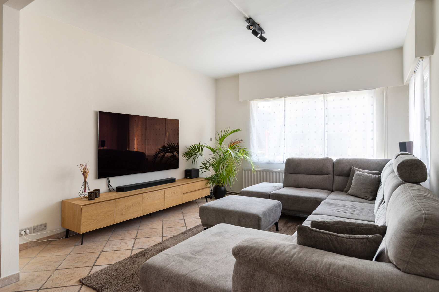 WONING met 4 slpks, tuin en garage - foto 2