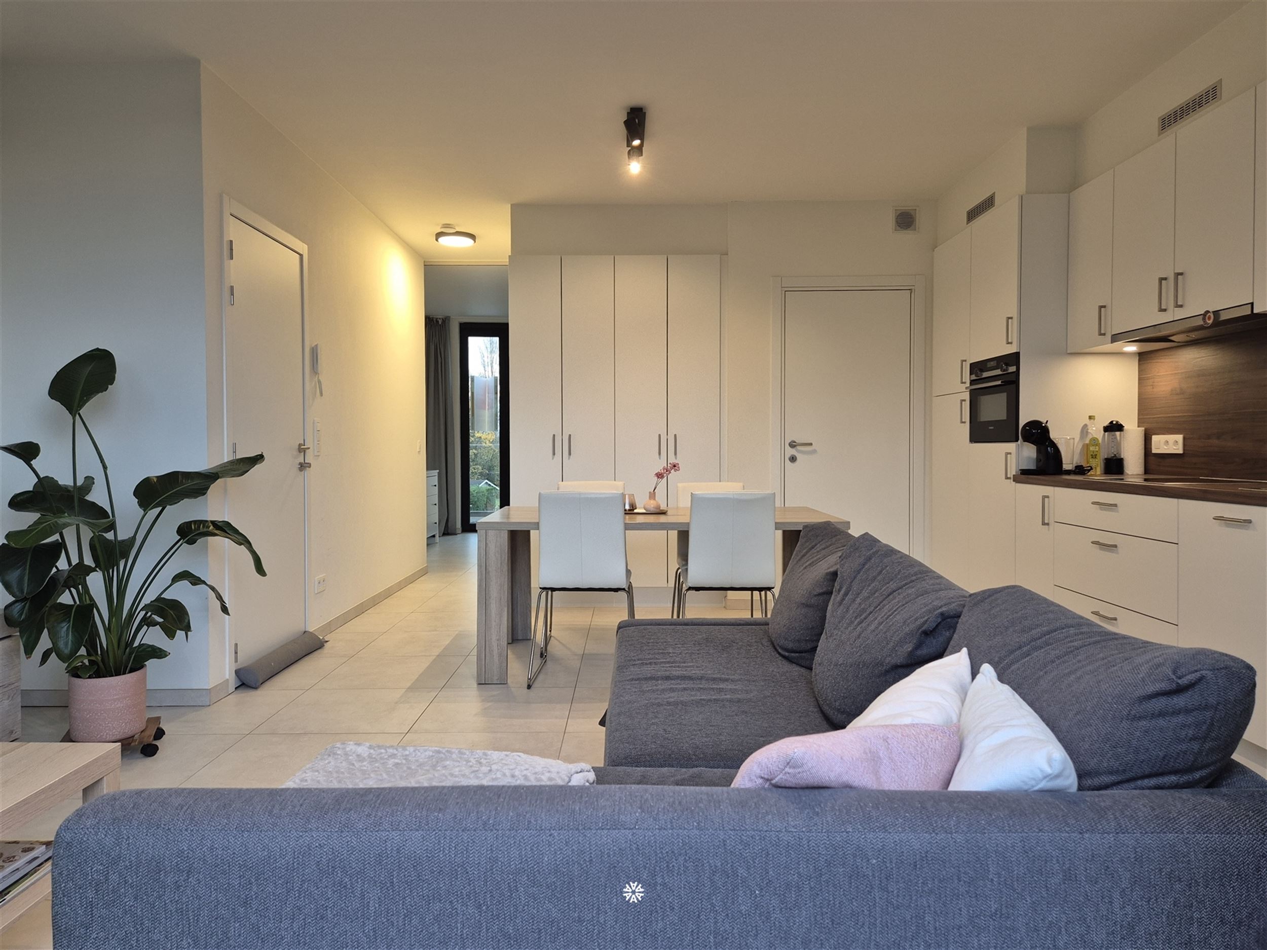 Apartment for rent in Nieuwkerken-Waas with 1 bedroom - photo 1