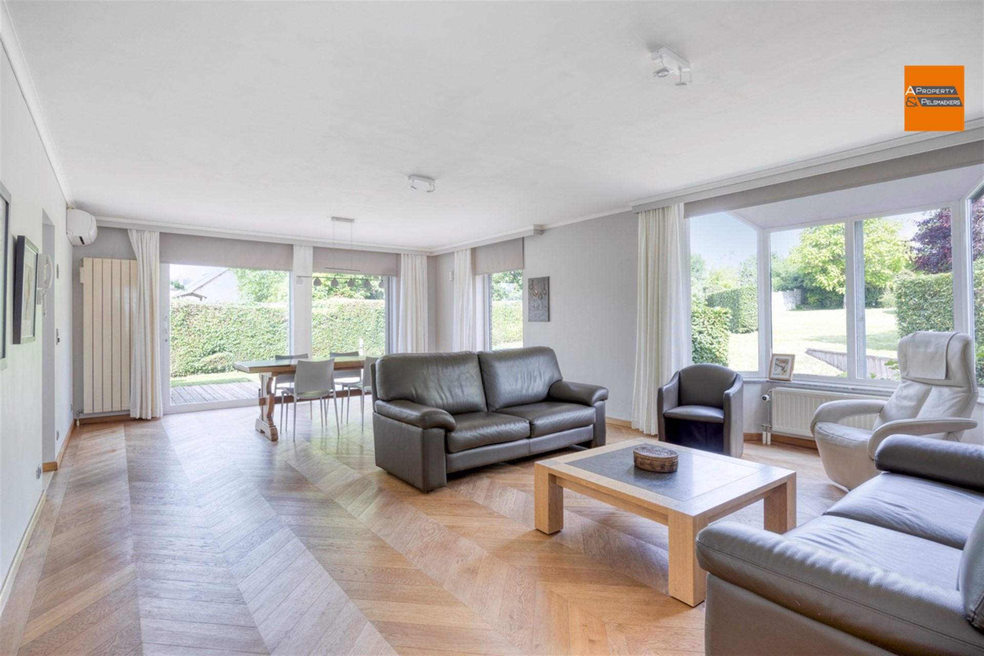 Gerenoveerde villa 3 kamers met prachtige tuin. - foto 4