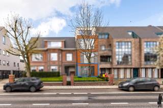 Huurprijs: 950 EUR per maand+ 100 EUR per maand voor de carpoort en berging+ 100 EUR per maand voor gemeenschappelijke kosten (incl...