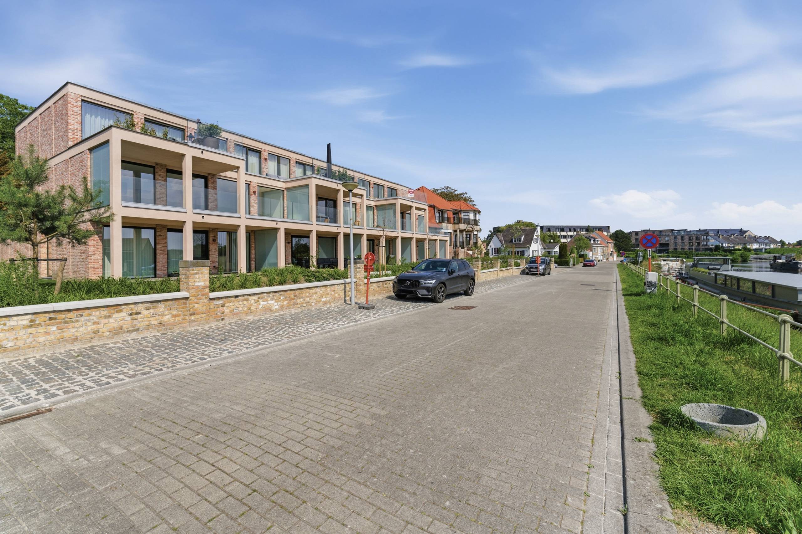Apartment for sale in Veurne with 2 bedrooms - photo 1