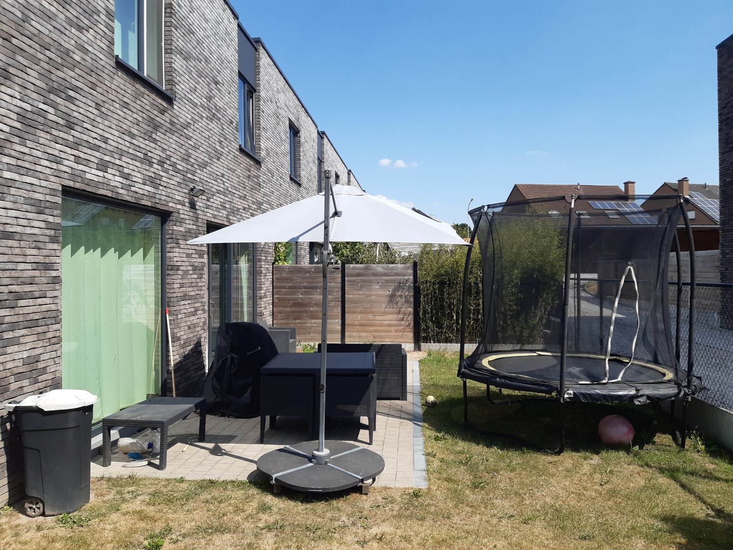 Half open (160 m²) met zonnepanelen ! - foto 3