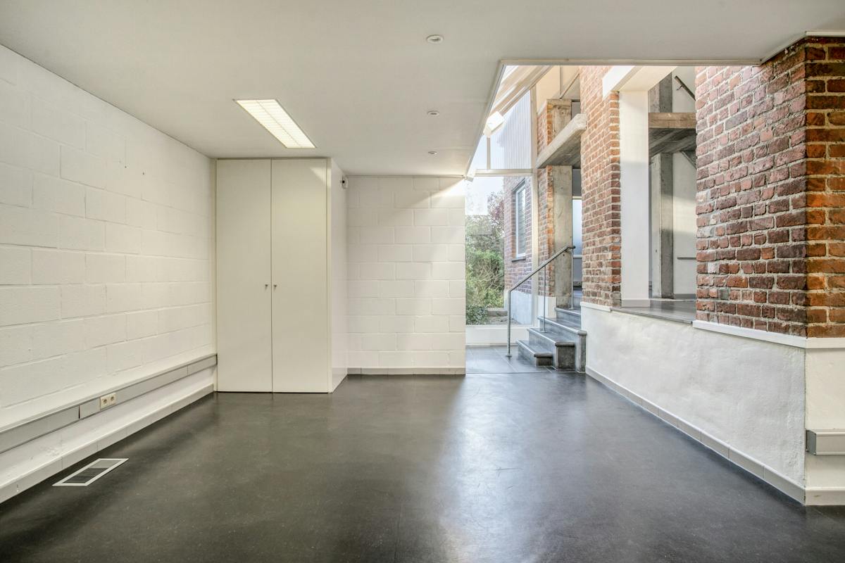 Huis met kantoorruimte en atelier te koop in Waregem - foto 4