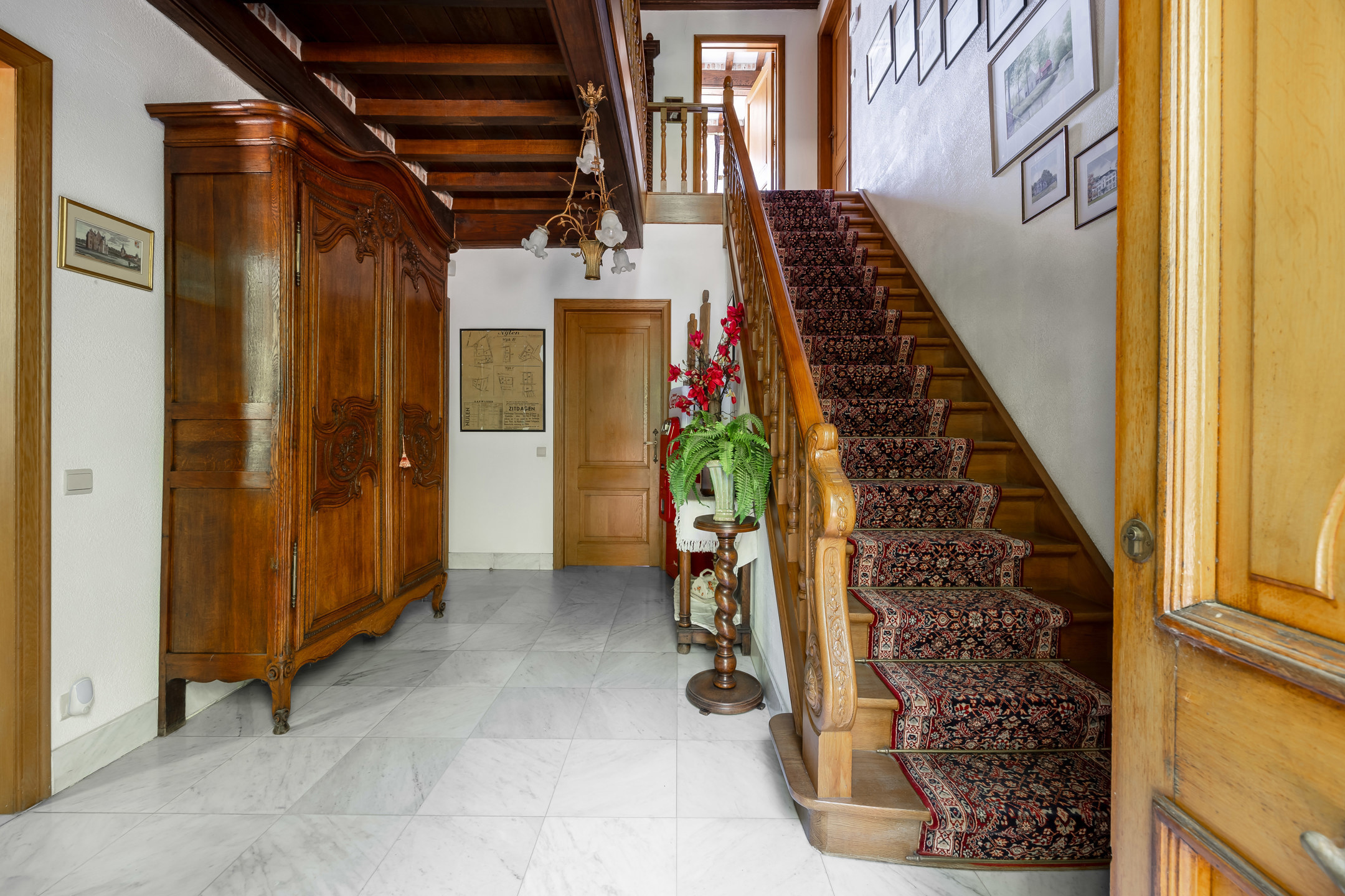 Karaktervolle villa op ruim perceel - foto 4
