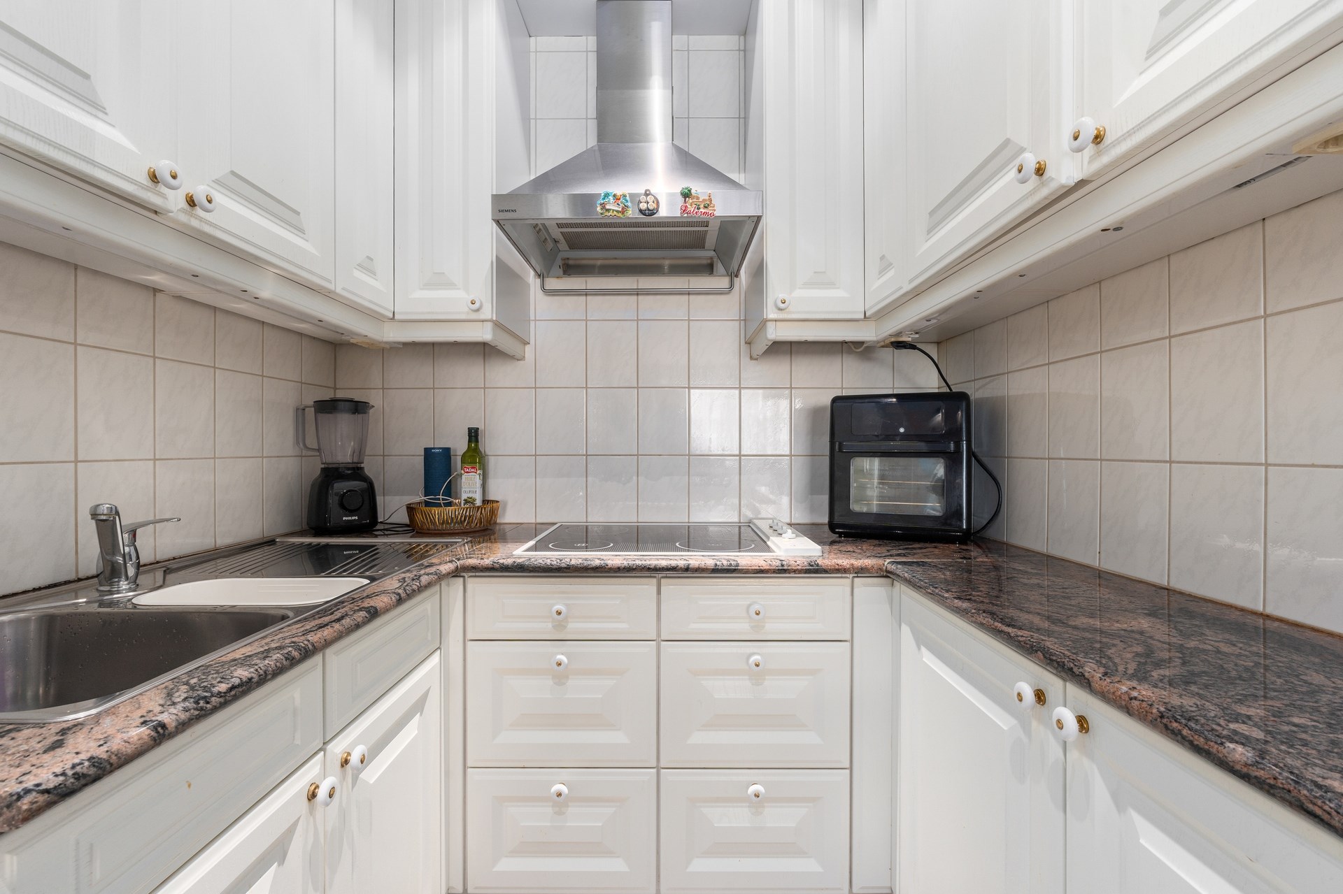 Appartement centraal gelegen met ondergrondse staanplaats - foto 5
