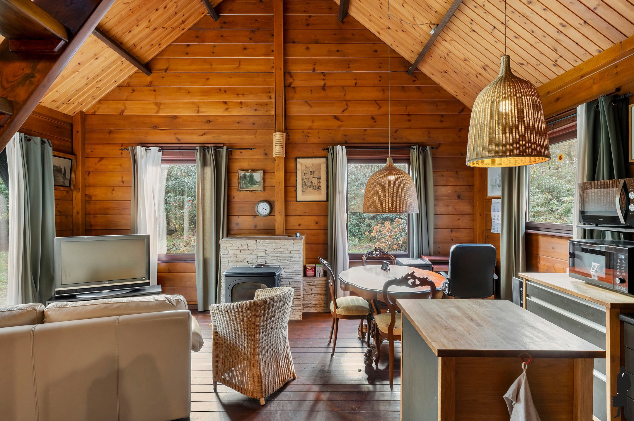 Charmante chalet uit 2006, gelegen in een rustige doodlopende straat, temidden in een prachtige groene omgeving! - foto 4