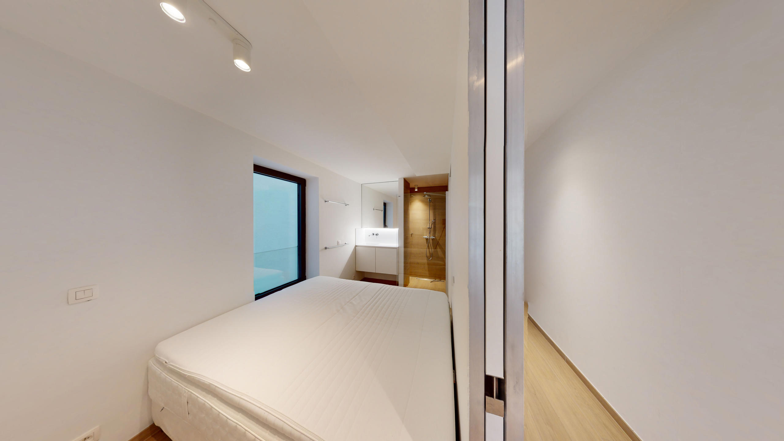 ANTWERPEN - Subliem en luxueus ingericht appartement op absolute toplocatie te midden van de stad. - foto 5