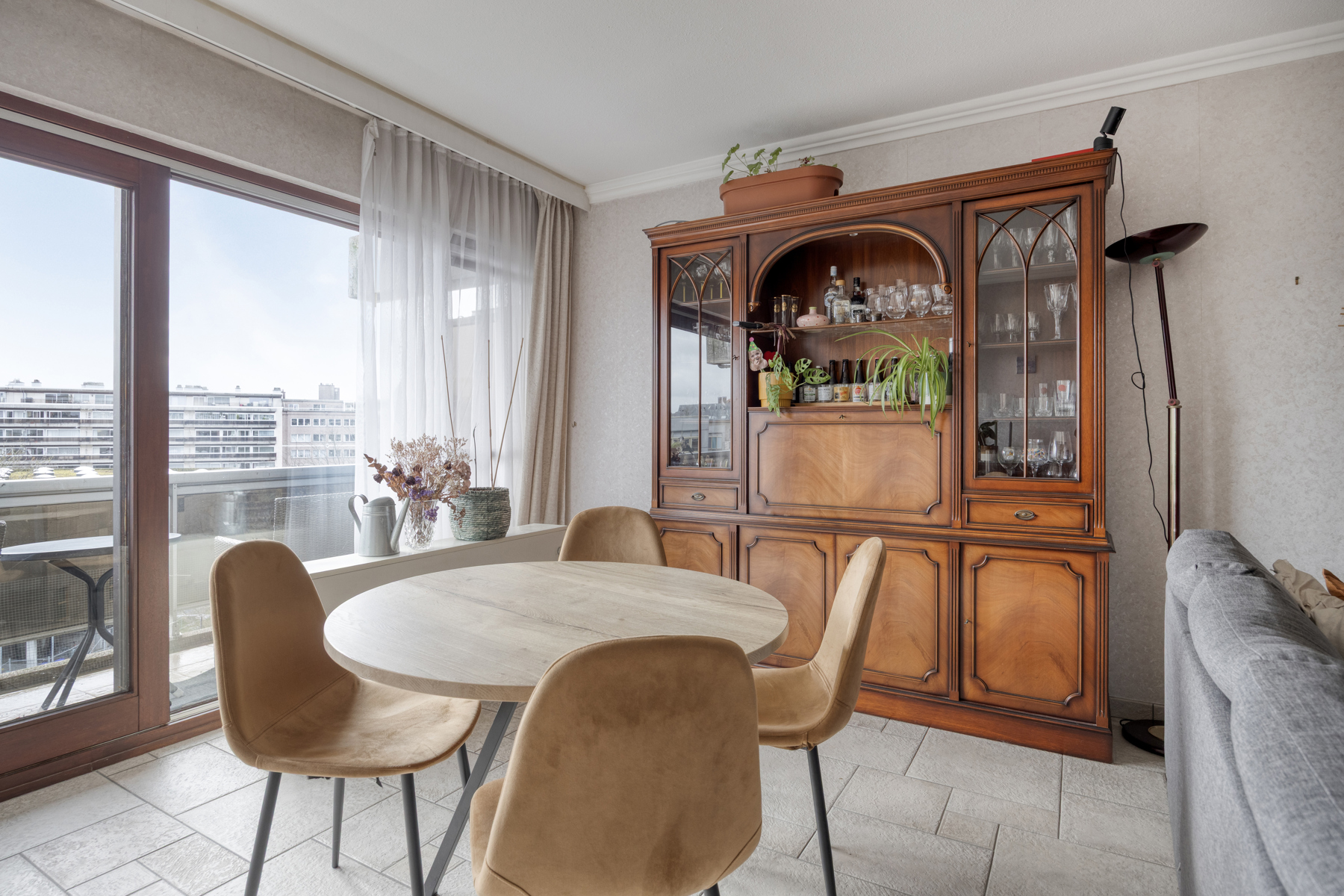 Appartement met 2 slaapkamers, terras, kelder (+ ev. garage) - foto 4