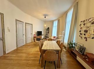 Dit instapklare appartement is gelegen in de Tuinbouwstraat te Antwerpen, een rustige en aangename straat op wandelafstand van openbaar...