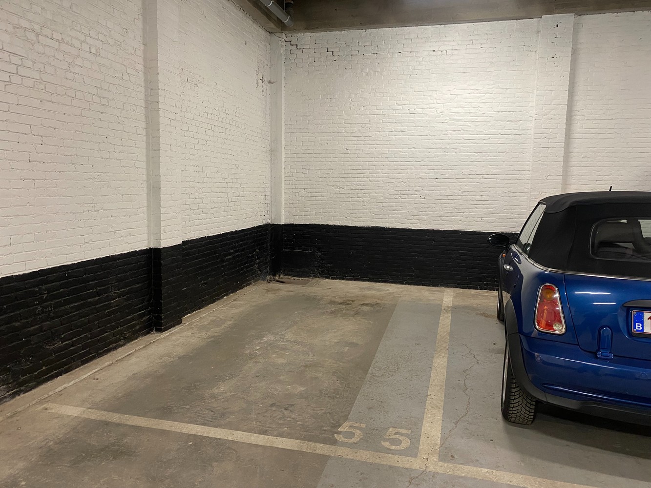 Garage for sale in Lier - photo 1