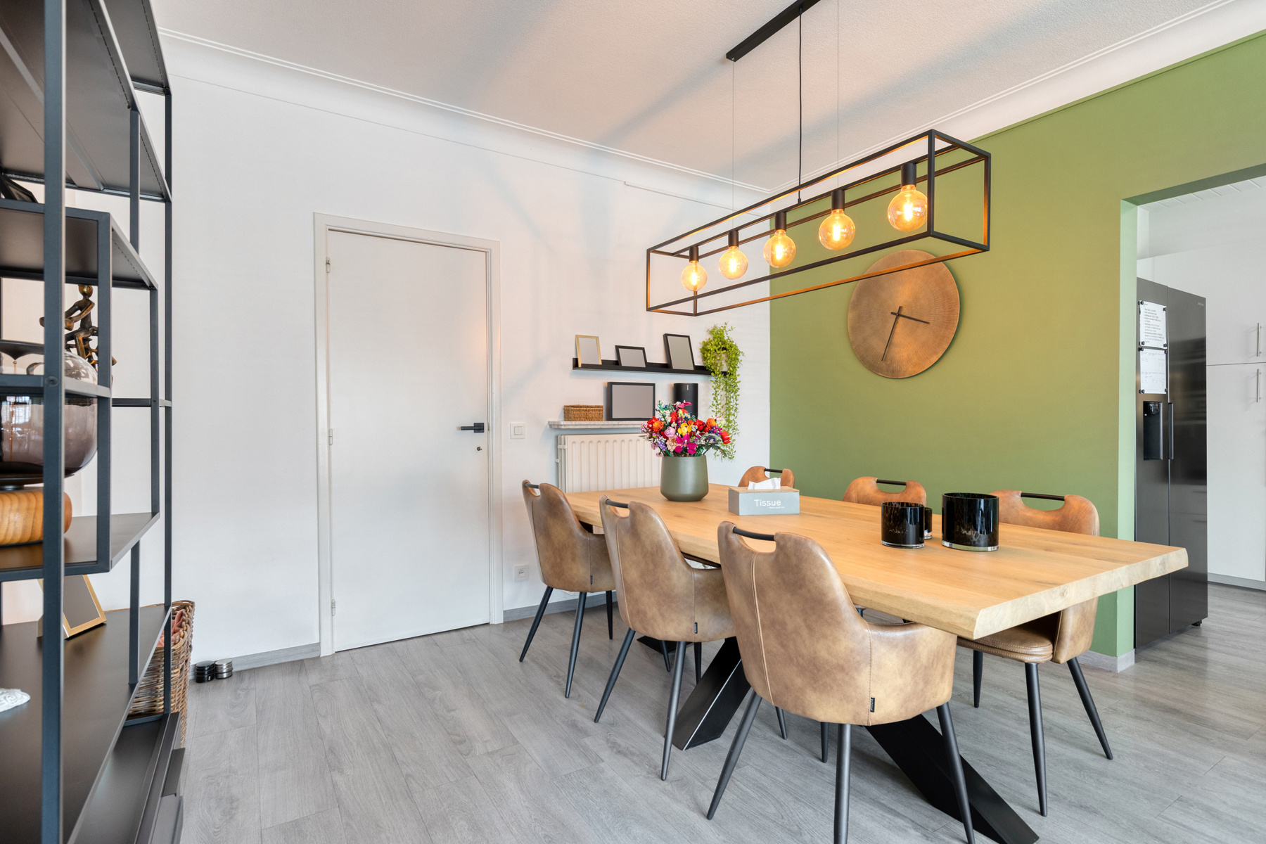 Ruim instapklaar appartement met 3 slaapkamers en terras - foto 4