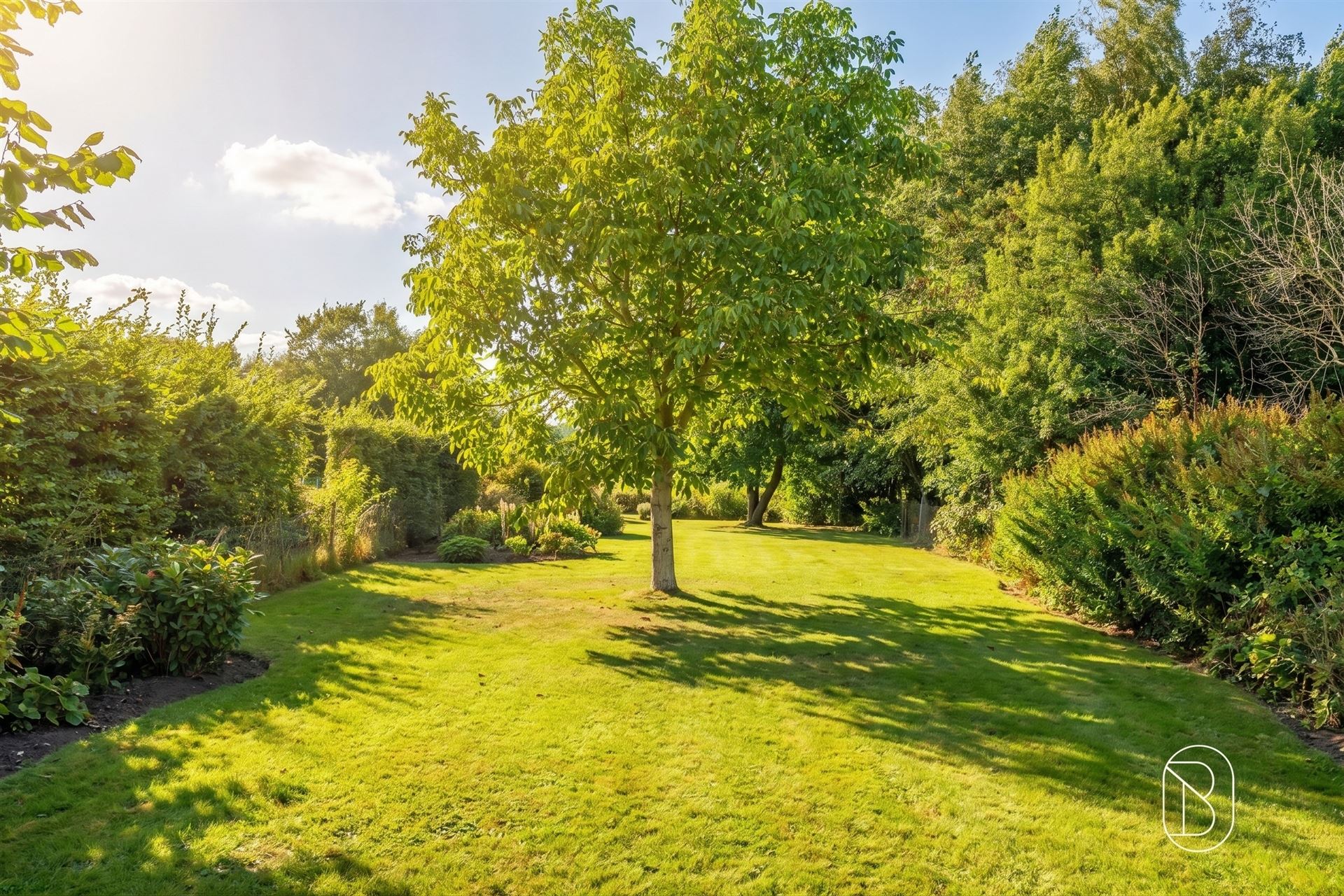Grote bel-étage: 5 slpks, 3 badk, 2 garages, tuin! - foto 4