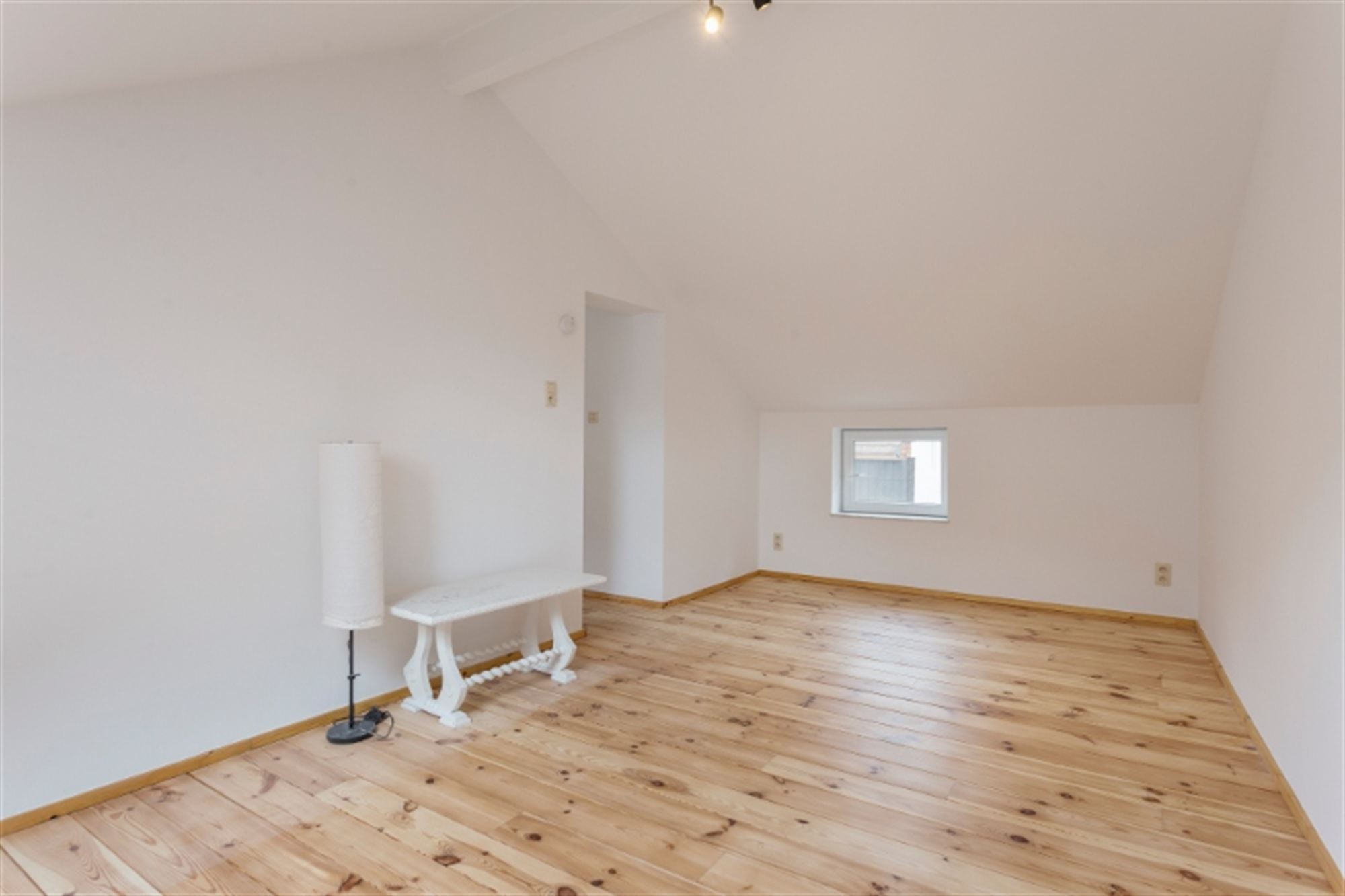 Commercial à vendre à Louvain avec 3 chambres - photo 5