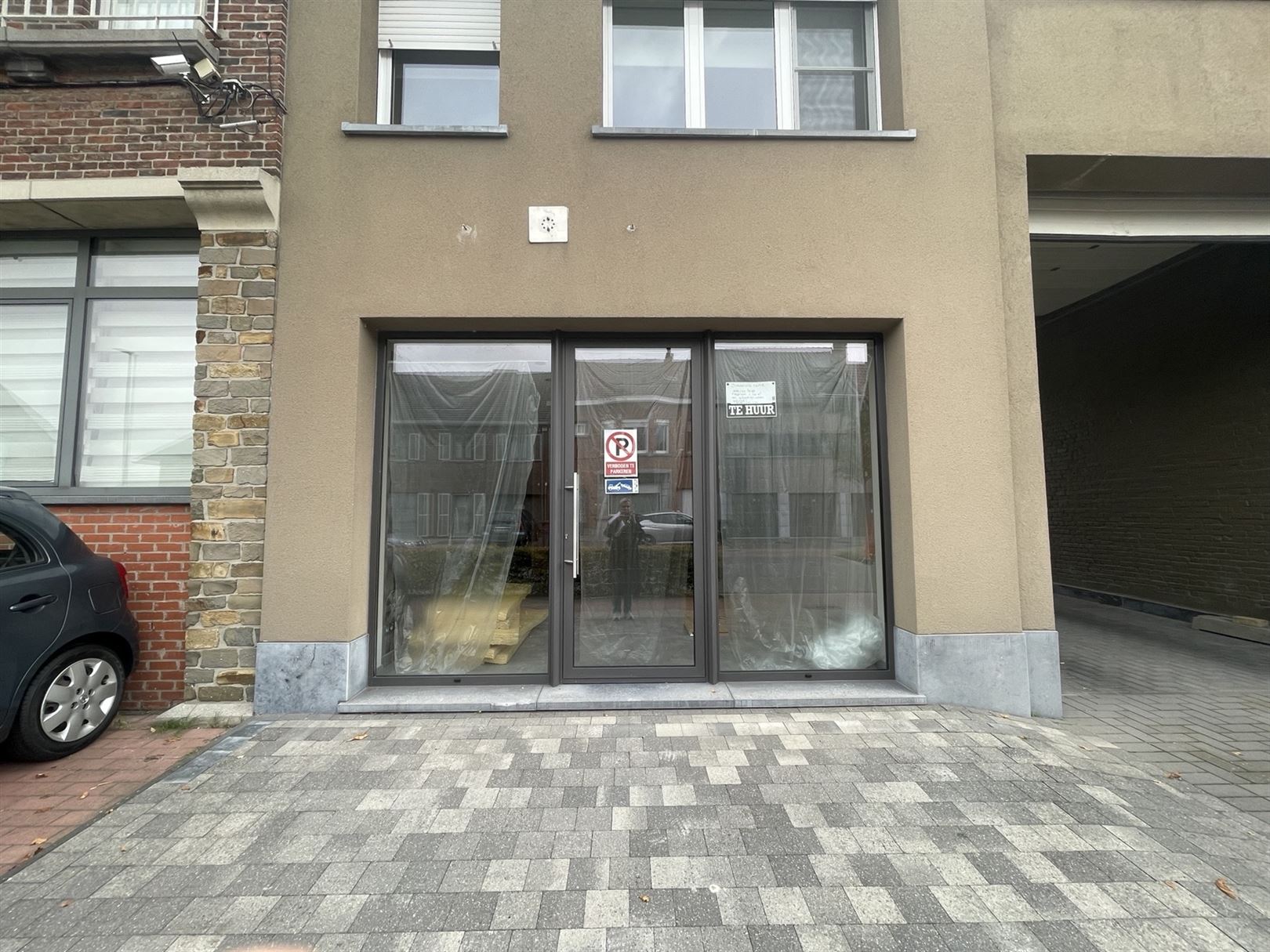 Commercial à louer à Zele - photo 1