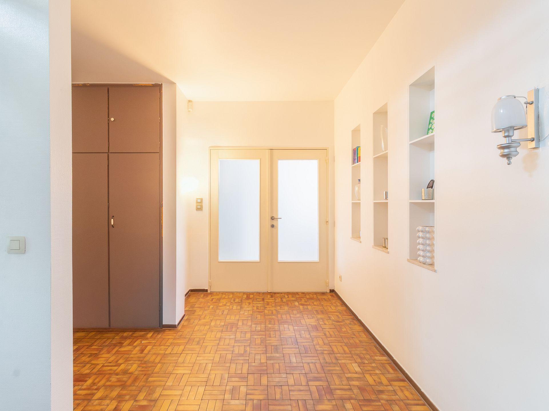 Appartement à vendre à Merksem avec 5 chambres - photo 3