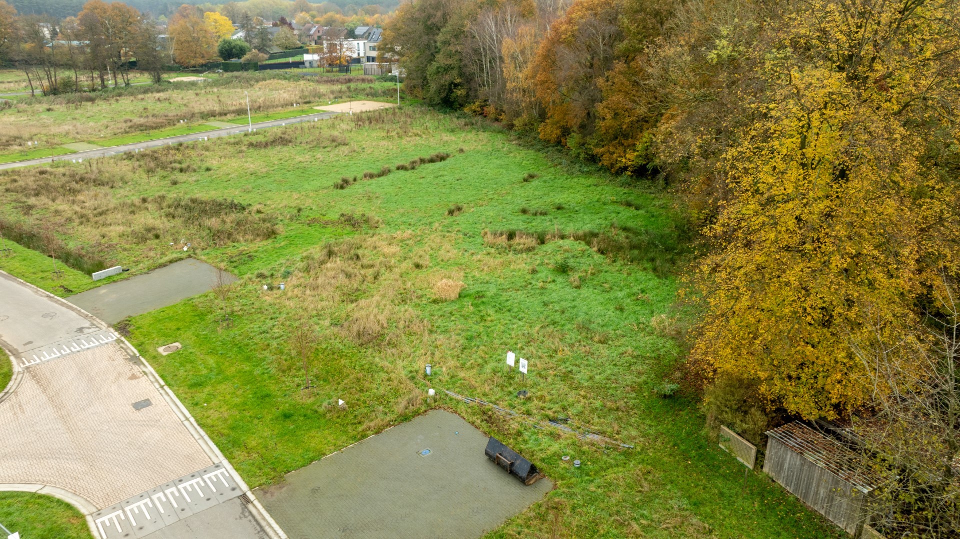Bouwgrond voor open bebouwing in familievriendelijke buurt - foto 4