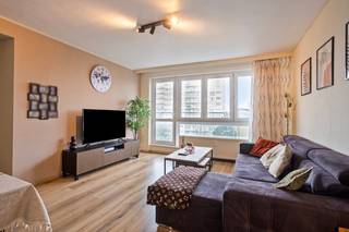 Immo DAVID presenteert – Volledig gerenoveerd appartement met open uitzichtDit instapklare appartement van 72 m², volledig gerenoveerd in 2019–2020,...