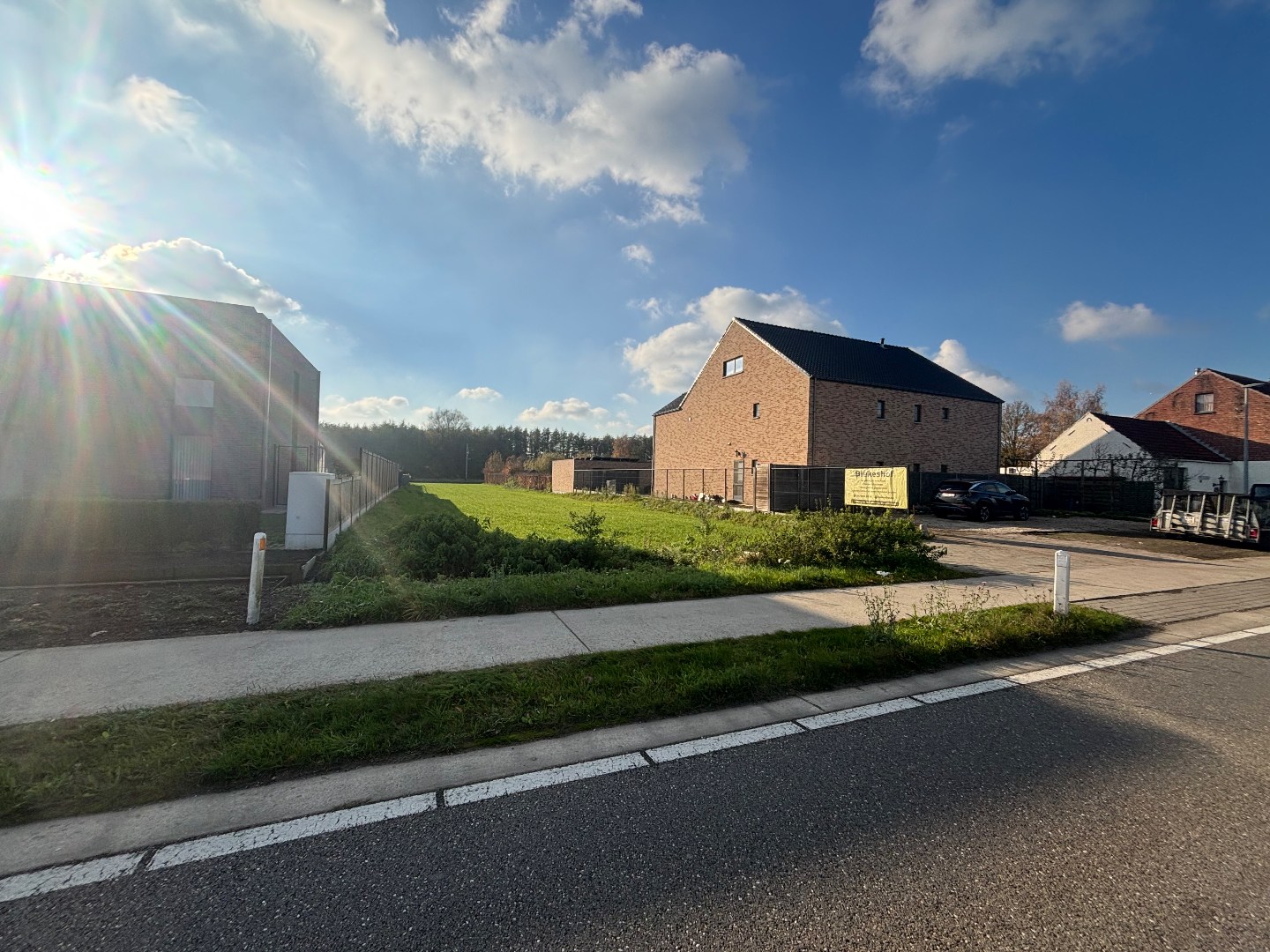 Ruime bouwgrond van 14a 98ca voor open bebouwing in Balen - foto 2