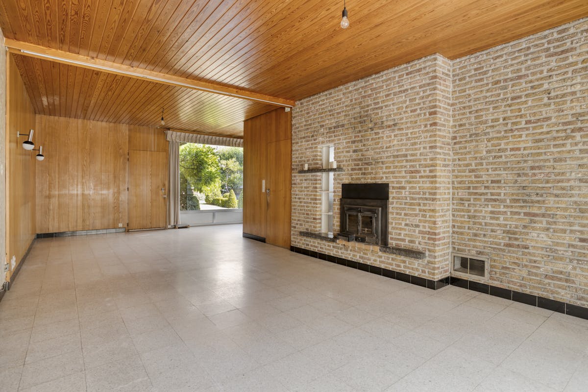 Solide huis met 4 slaapkamers, tuin, garage en kapel te koop - foto 4