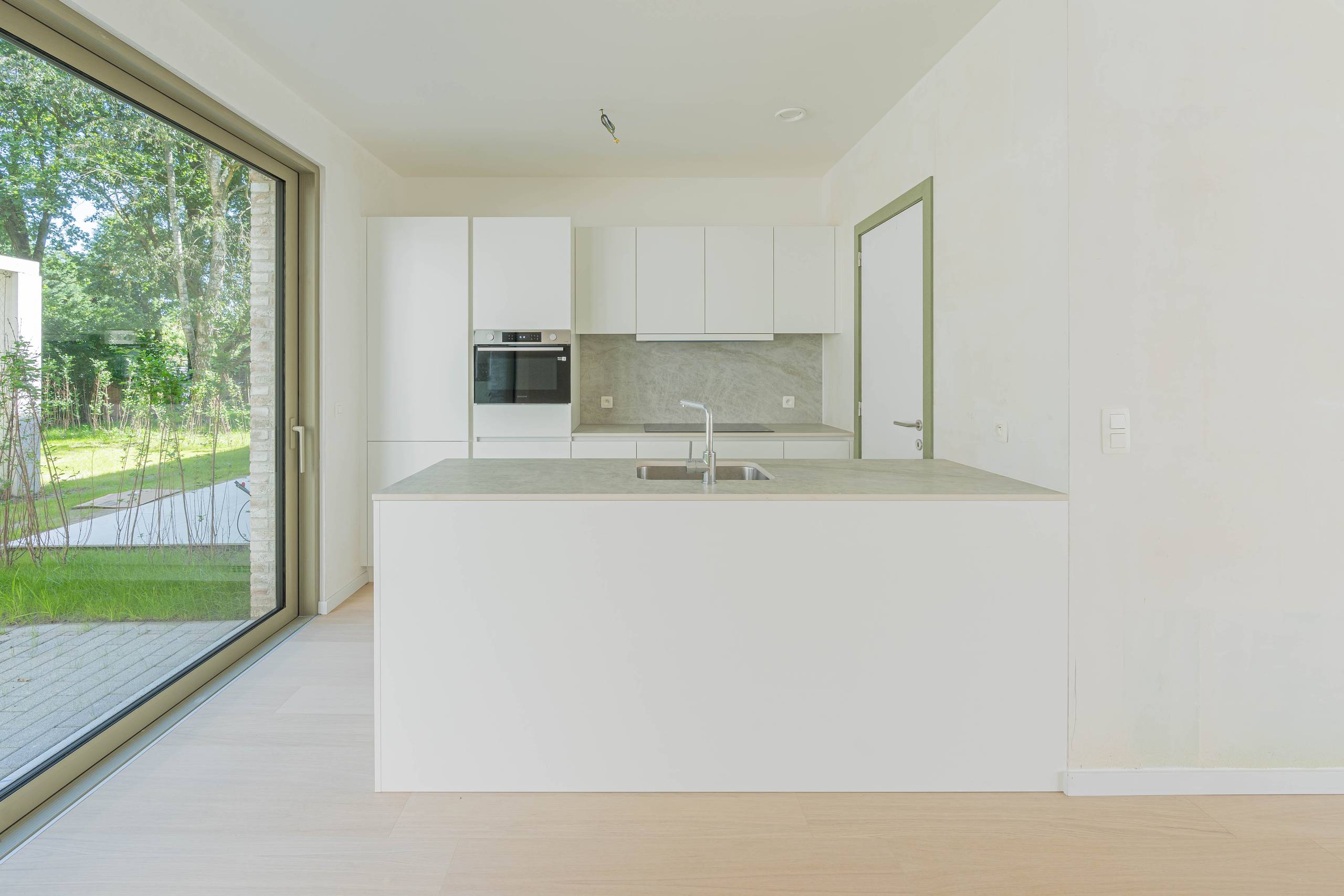 Instapklare nieuwbouwwoning met 4 slaapkamers en parkzicht - foto 5