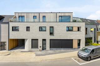 Commercial à louer à Leeuw-Saint-Pierre