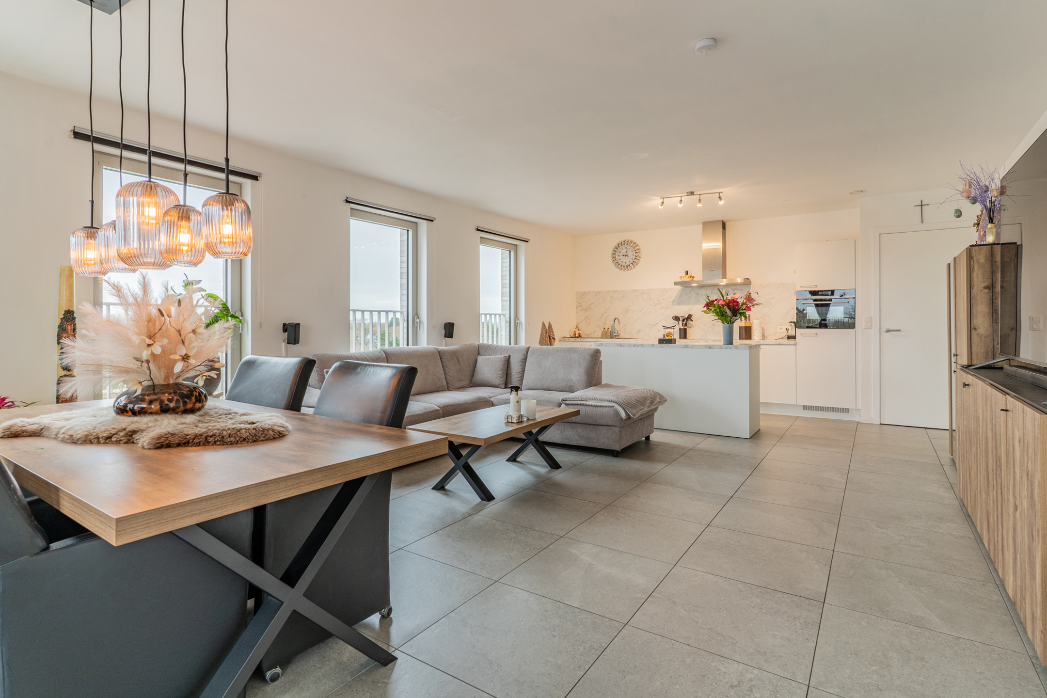 Luxueus 3 slpk Appartement met prachtig uitzicht en 2 autostaanplaatsen - foto 5