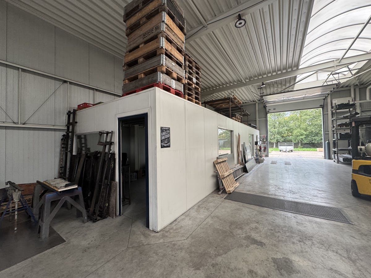 Magazijn (420m²) met ruime buitenoppervlakte (575m²) - foto 5