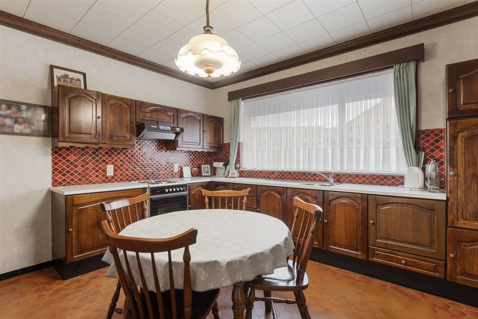 RUIME WONING MET 6 SLAAPKAMERS VLAK BIJ KOERSEL CENTRUM - foto 5