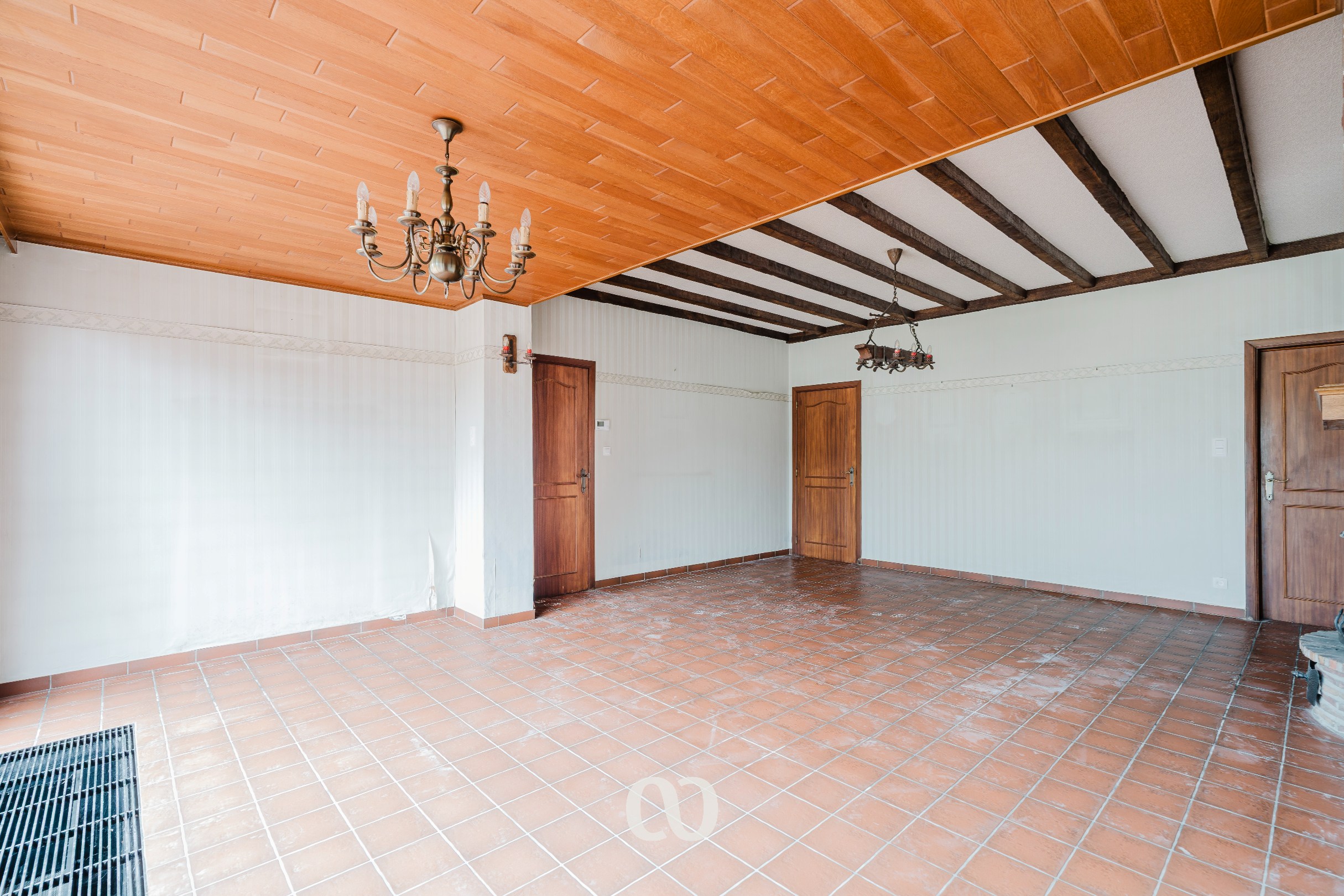 Ruime gezinswoning met 4 slaapkamers en tuin in Nederename - foto 5