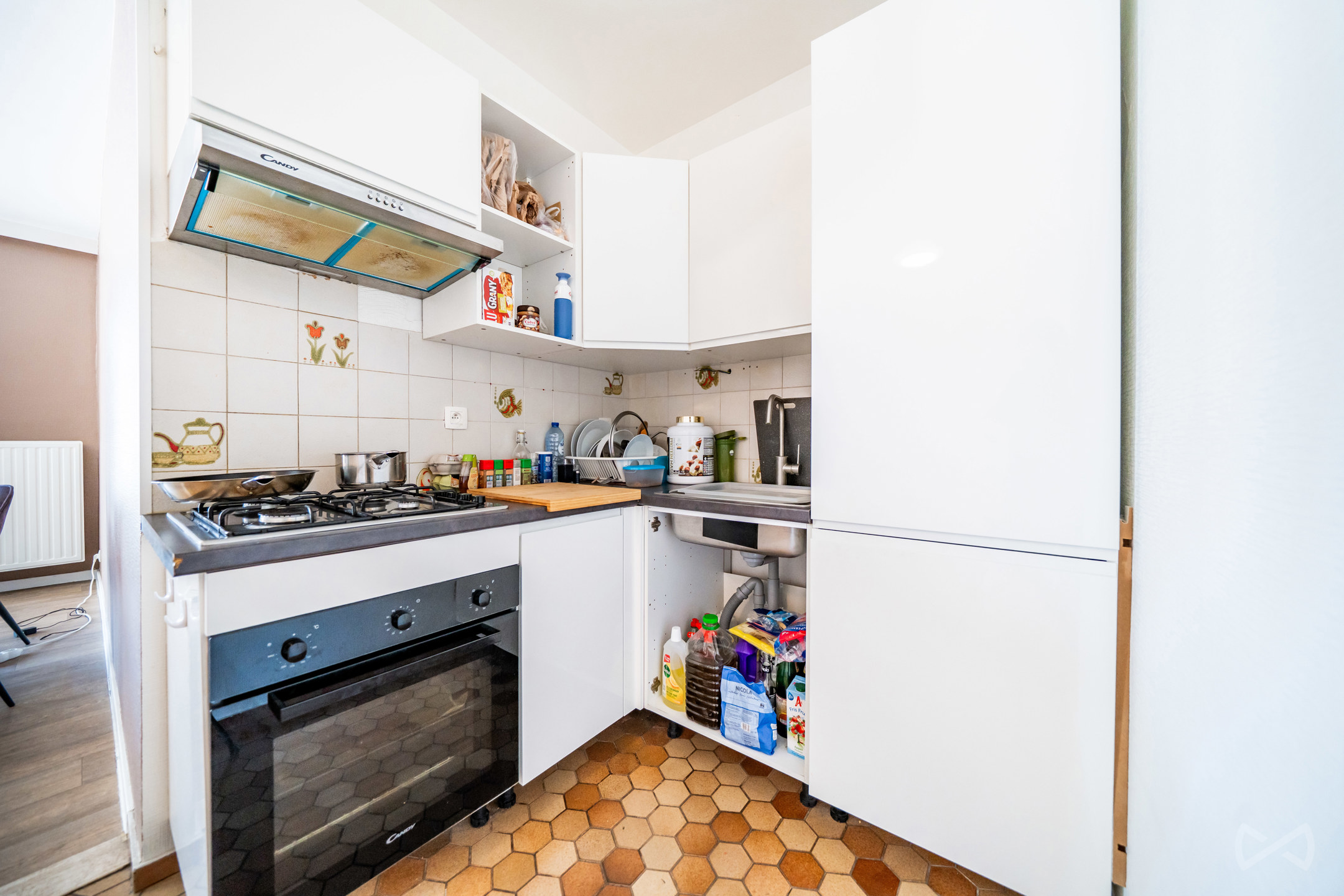 Lichtrijk appartement met terras - foto 5