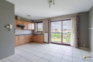 Instapklaar appartement (75 m²) met 2 slaapkamers en terras (5 m²) in Boom. Het pand is gelegen in een doodlopende straat nabij de dorpskern en...