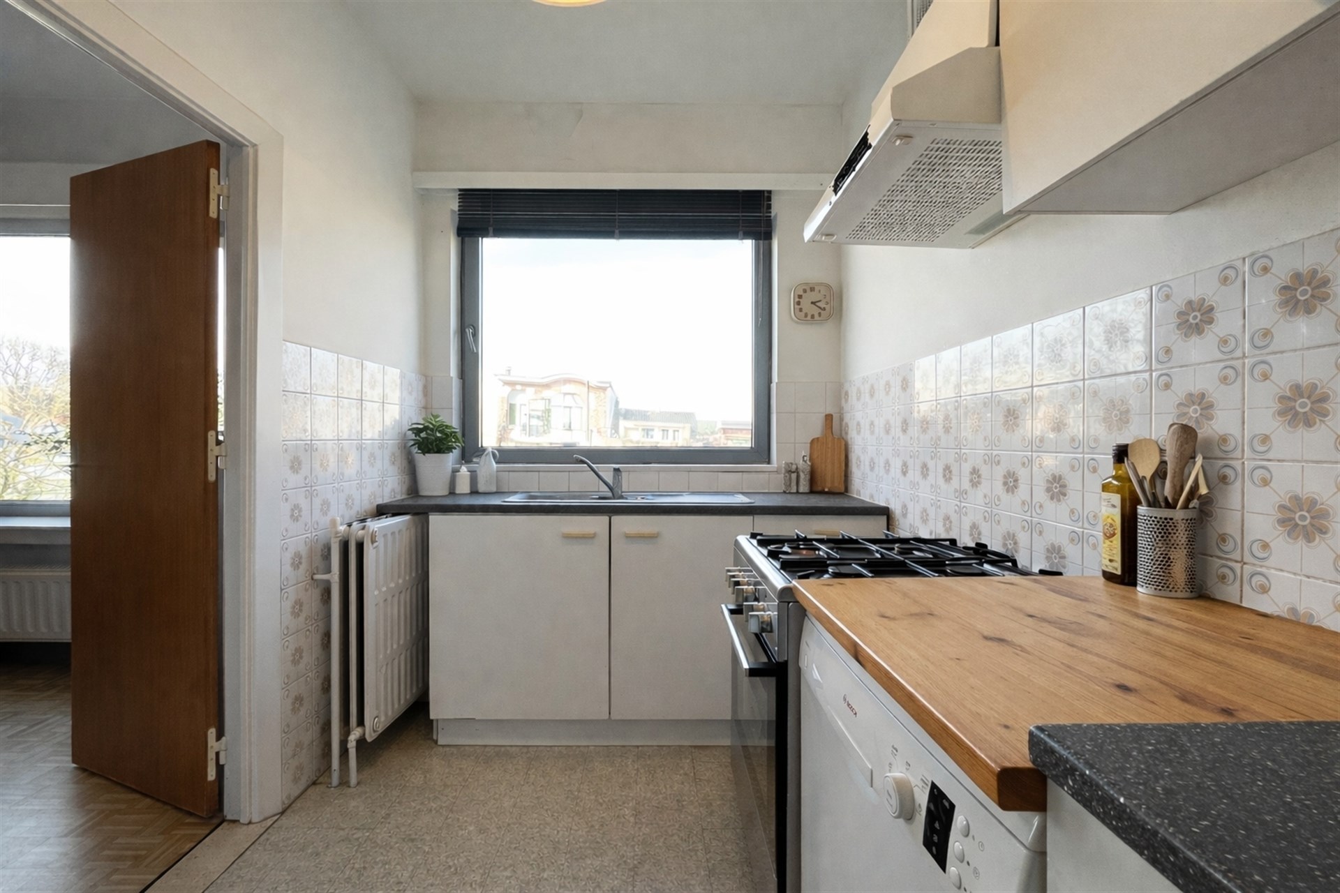 Lichtrijk 2-slaapkamerappartement met terras  - foto 3