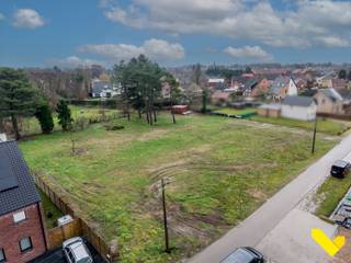 Rustig gelegen bouwgrond voor open bebouwing in MeerhoutIn de Korenbloemstraat te Meerhout bieden wij deze mooie bouwgrond voor open bebouwing aan,...