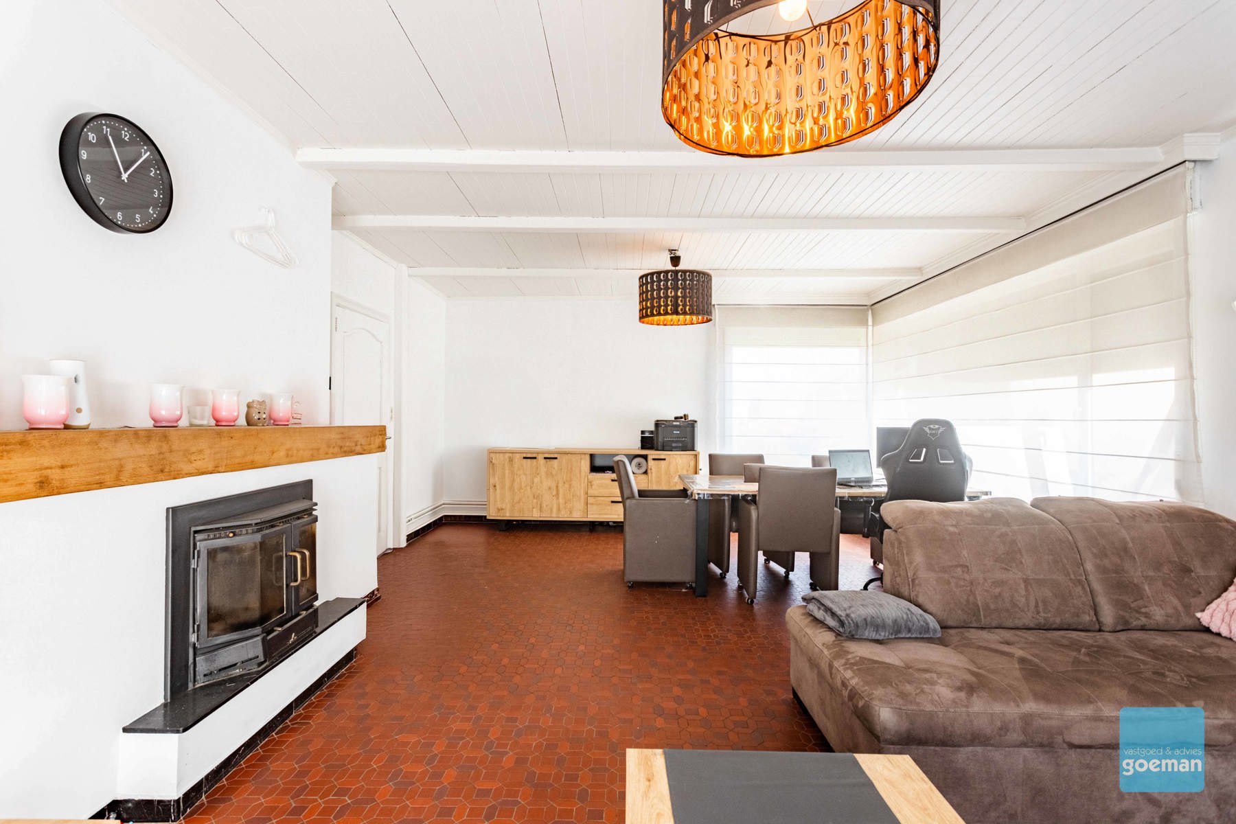 Degelijke open bebouwing met 3 slaapkamers, 2 garage en tuin. - foto 5