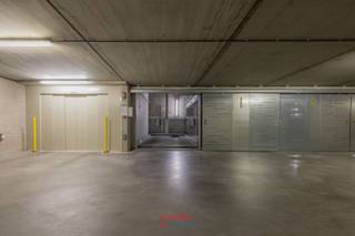 Overdekte parkeerplaats te huur in de Res. Dolce Vita.