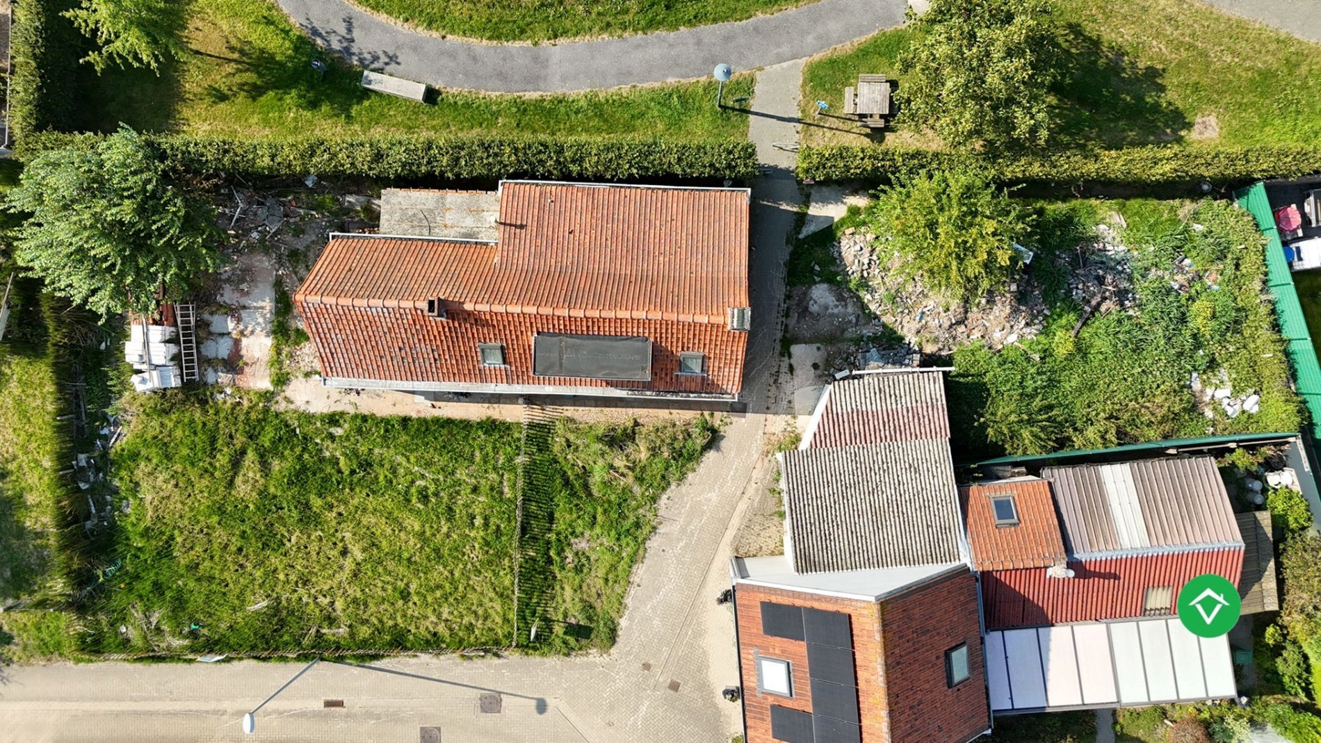 Renovatie- en/of nieuwbouwproject op een rustige ligging te Koekelare - foto 1