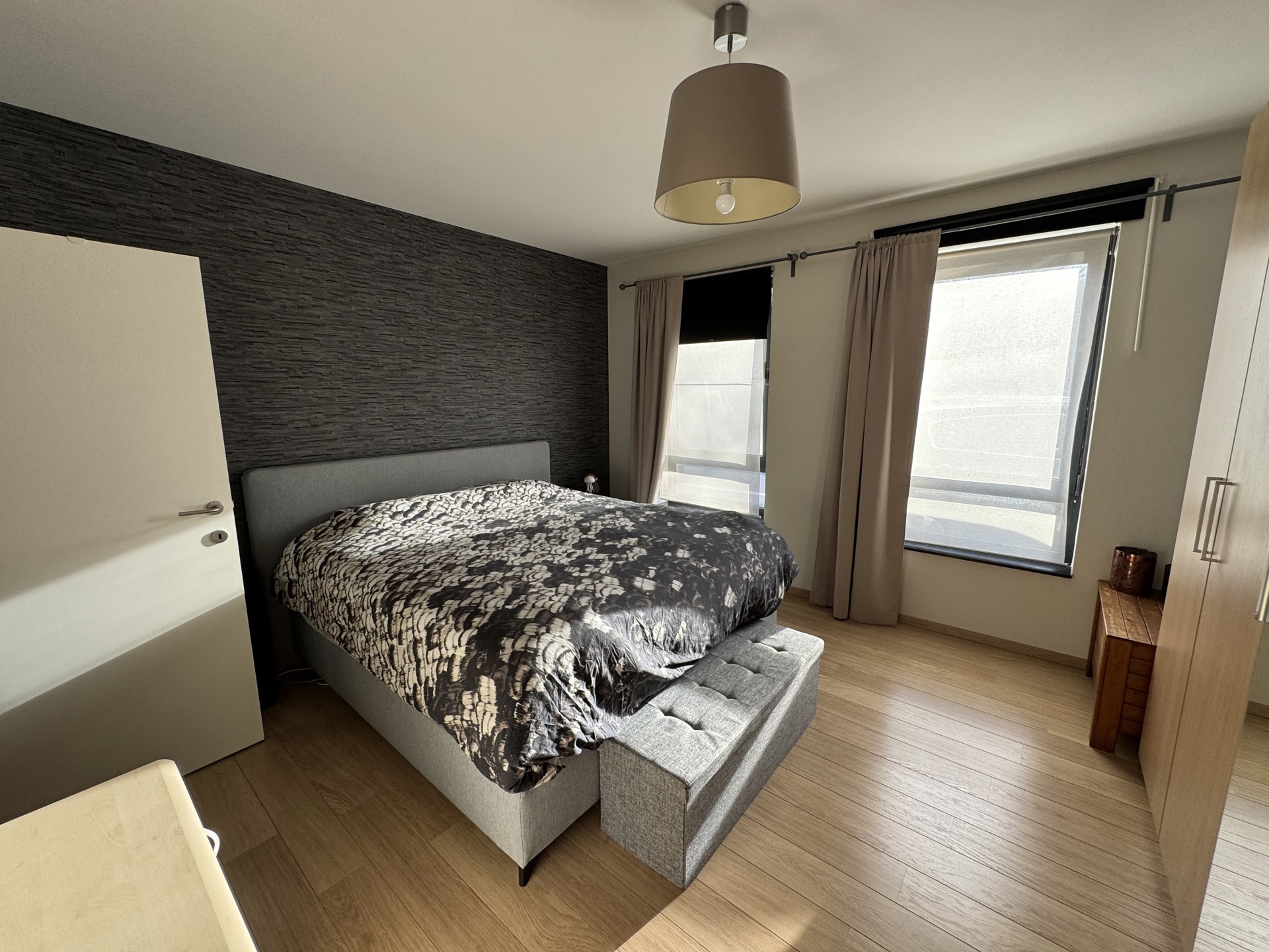 Ruim gelijkvloers 3 slpk appartement met terras en zicht op groen in hartje Bornem - foto 4