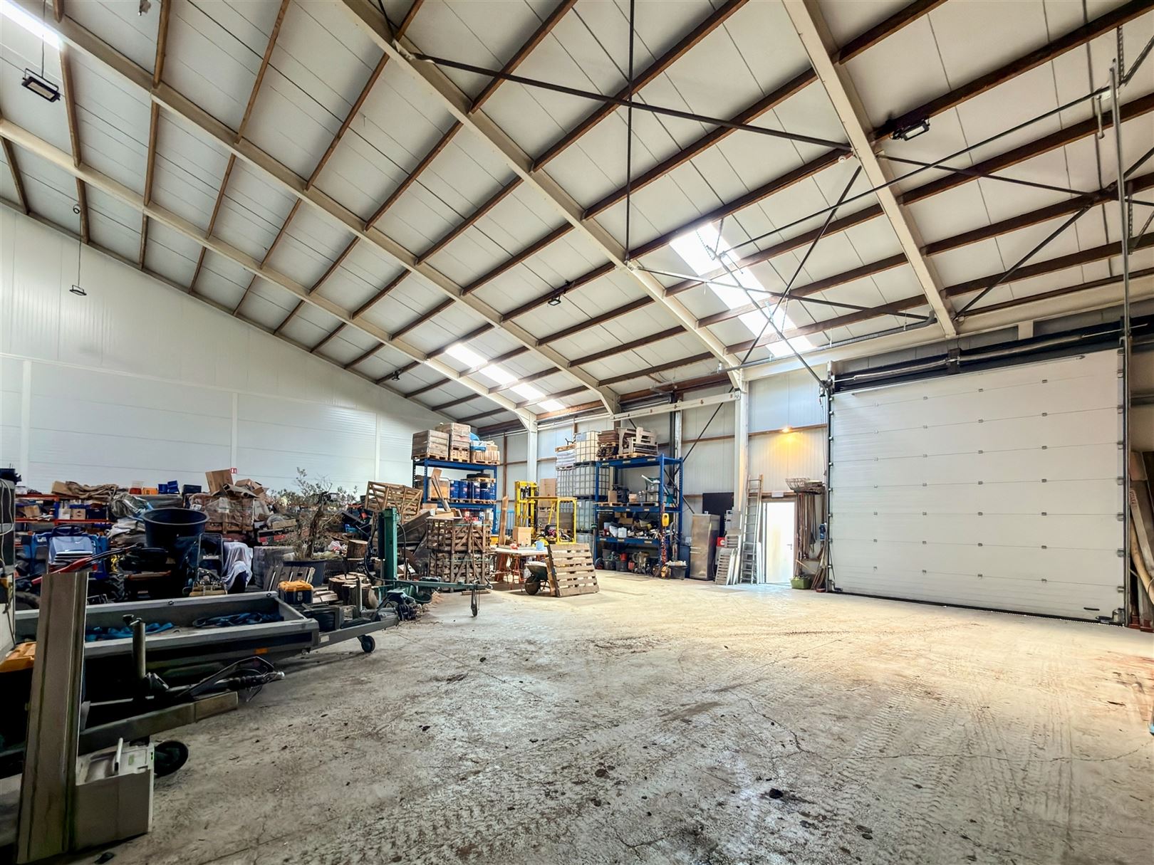 Enorm ruim magazijn met natuurlijke lichtinval! - foto 5