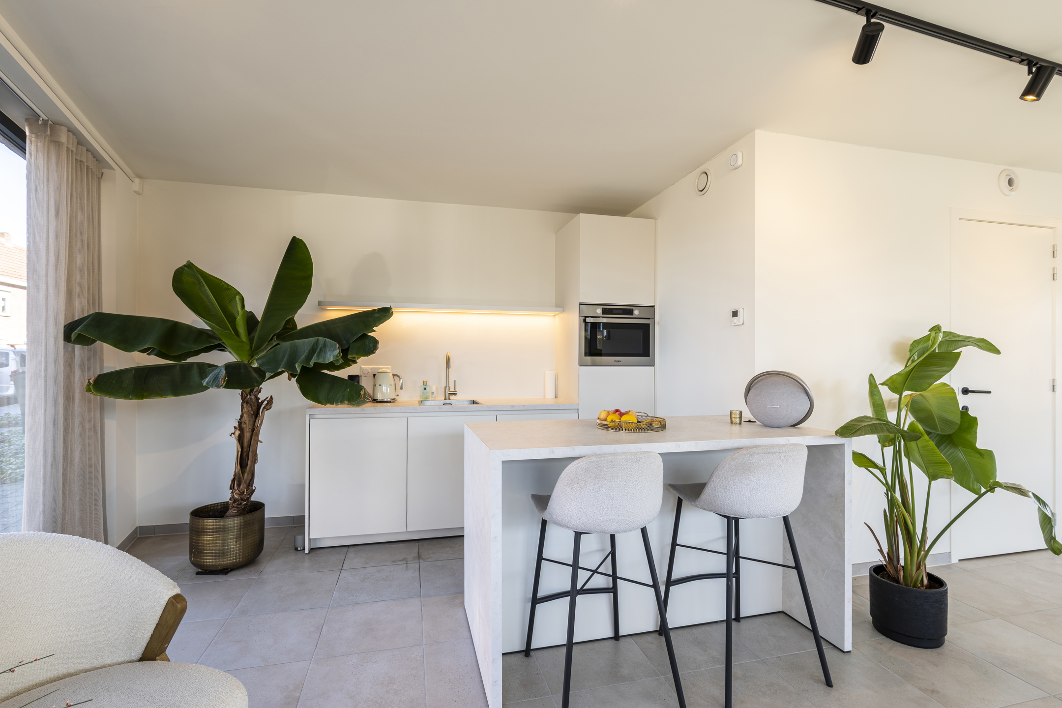 Handelsruimte van ca 60 m² met parking en tuin in Poppel. - foto 3