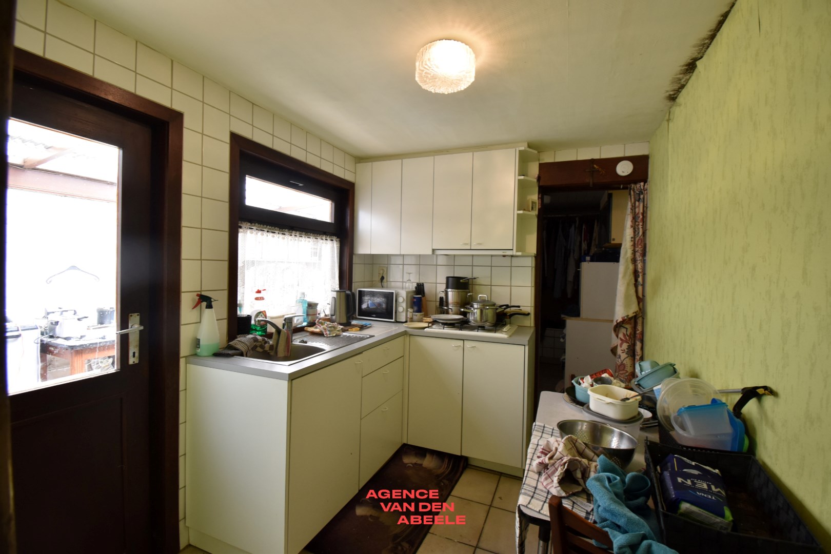 Te renoveren woning met 2 slaapkamers en fantastische tuin - foto 4