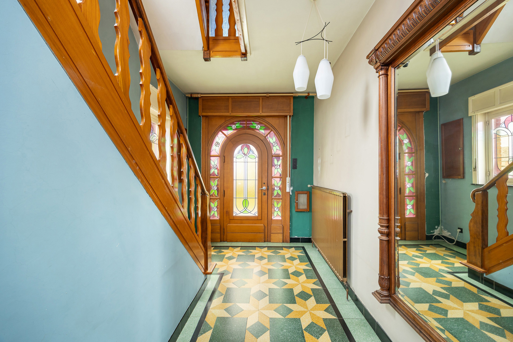 KARAKTERVOLLE WONING MET MOGELIJKHEID TOT 4 SLPK EN ZW- TUIN - foto 4