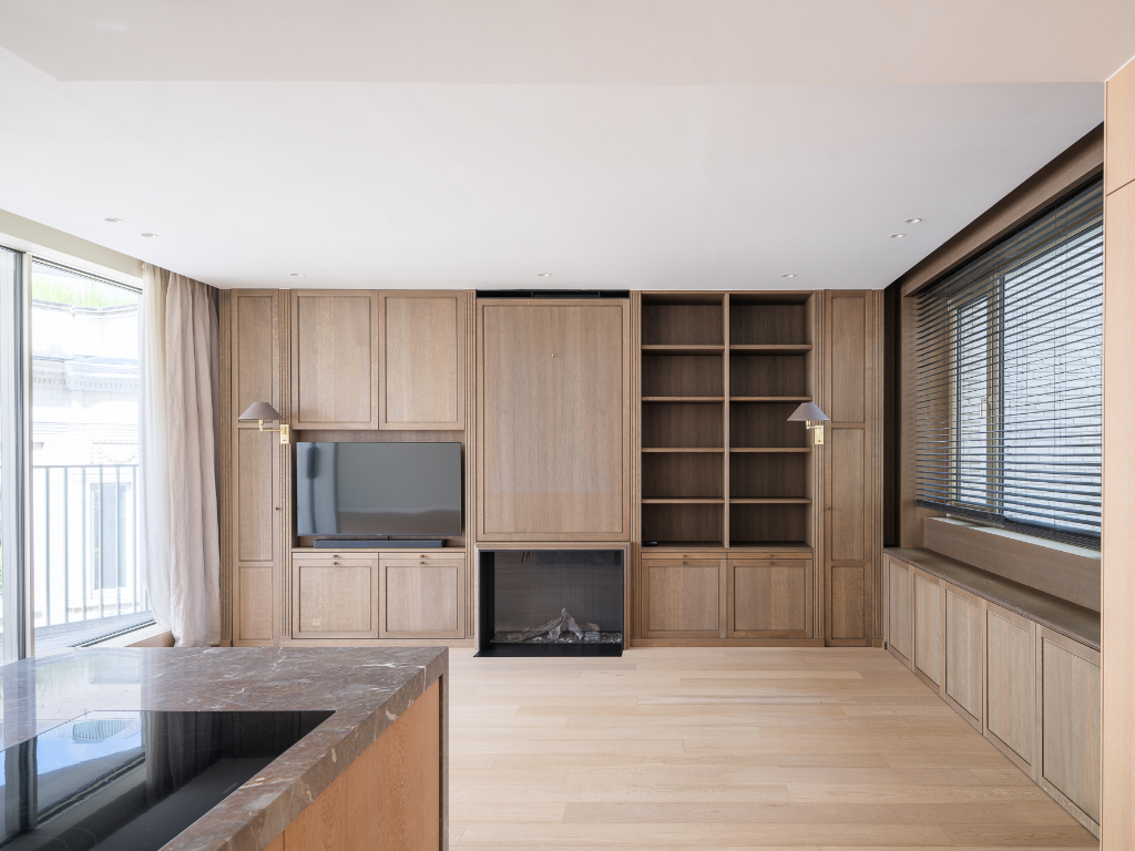 Luxurious two-bedroom apartment with spacious terrace and central location on the Kouter - photo 5