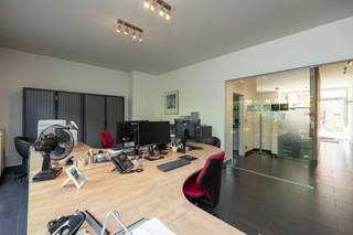 Commercial à vendre à Wommelgem