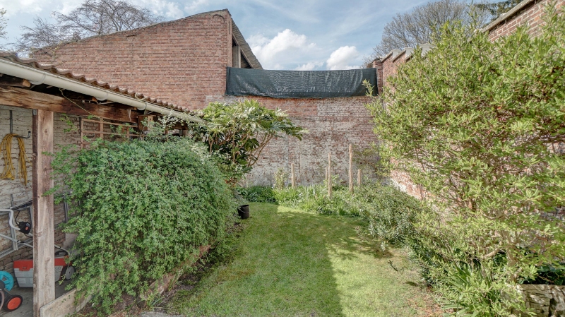 Ruime herenwoning met mogelijkheid praktijkruimte op 1 are 79 ca met stadstuintje - foto 2